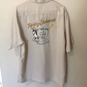 Men’s Tommy Bahama button shirt